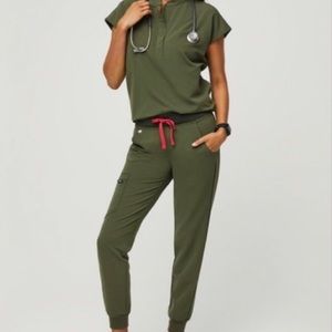 Figs Limited Edition Olive Scrub Set